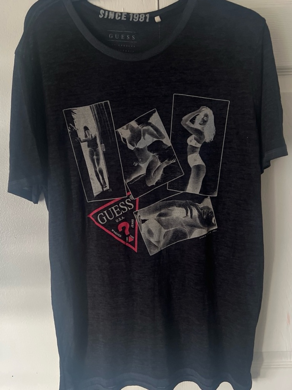 Guess Graphic T-shirt